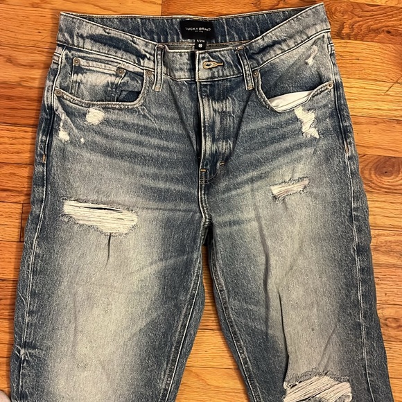 Lucky Distressed Jeans - Picture 2 of 4